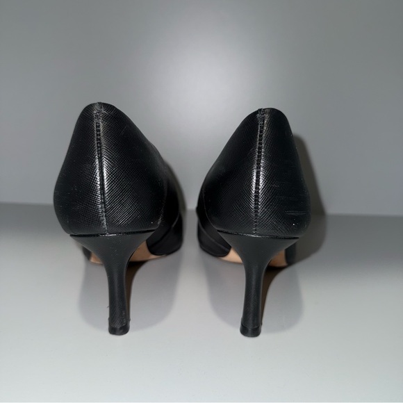 ANTONIO MELANI Walker Textured Leather Pointed Toe Pumps - Picture 2 of 5